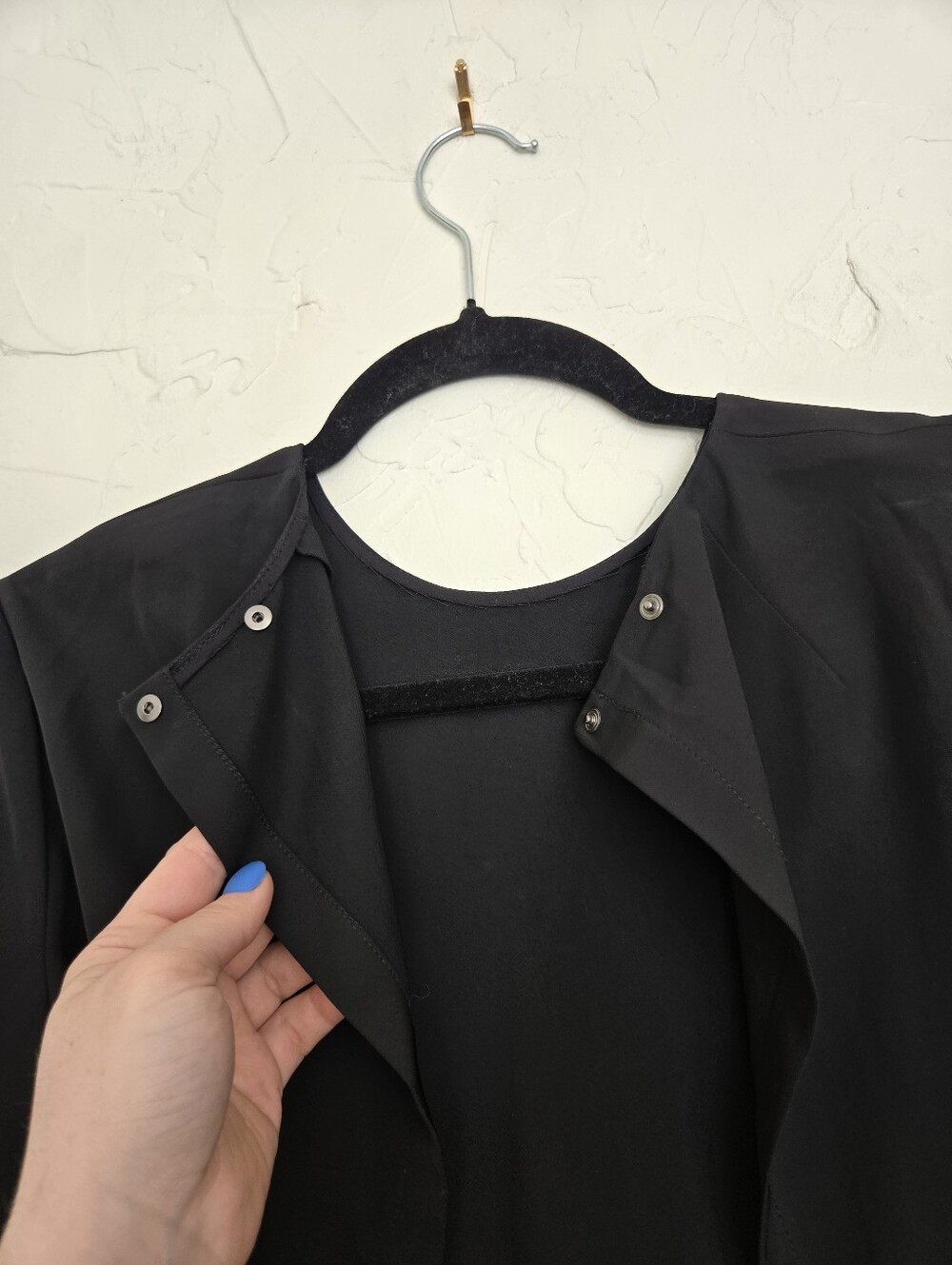 A.L.C. Open Snap Back Black Short Sleeve Top, 8 - Picture 6 of 9